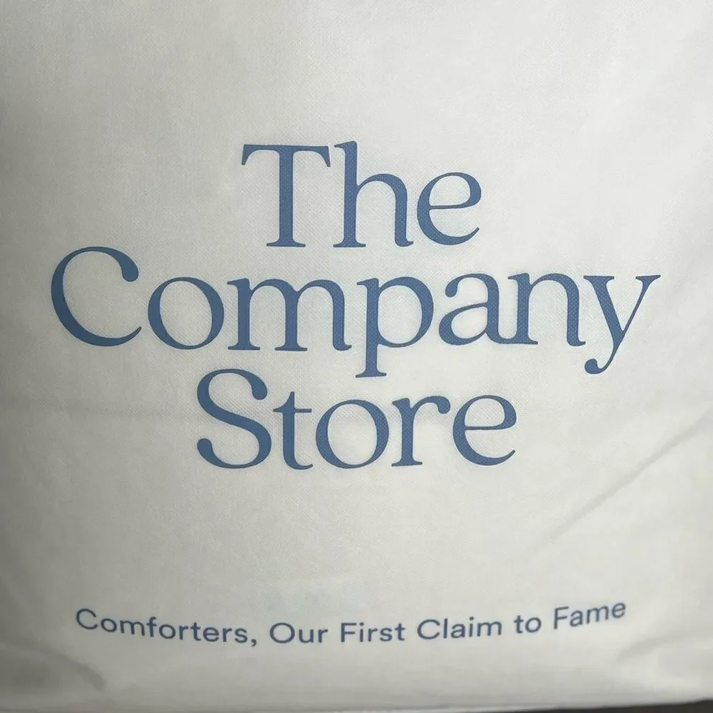The Company Store Luxe Olympia Down Extra Warmth Comforter in White. Full Size.